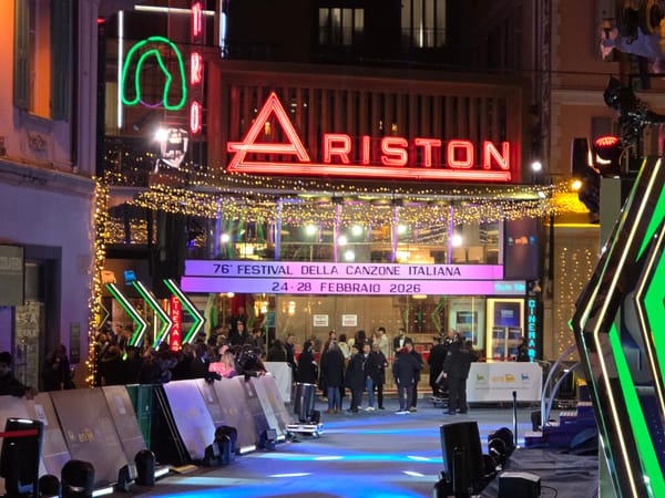 Sanremo 2026, i veterani degli anni '80 e '90 tornano all'Ariston: voci senza tempo su un palco che non invecchia mai